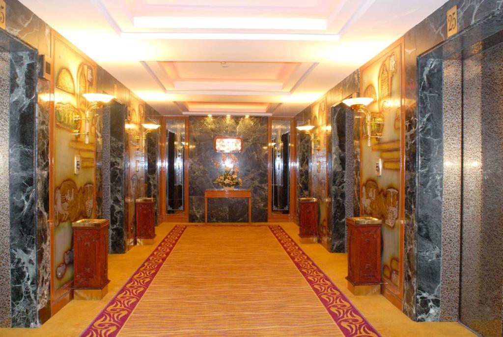 Yinhe Dynasty Hotel 成都 エクステリア 写真